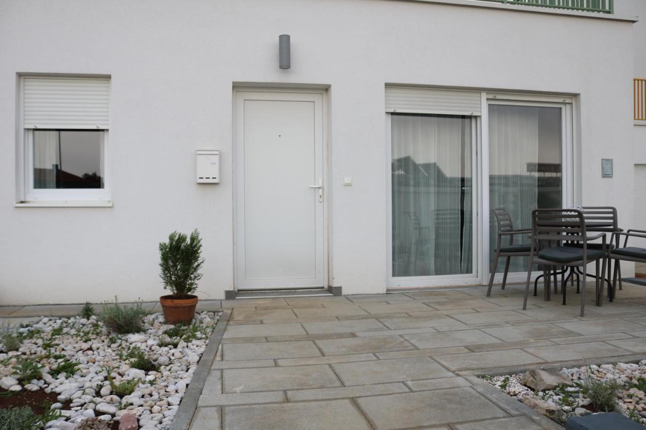 Apartment D&E Punat - Free Parking And Wi-Fi المظهر الخارجي الصورة
