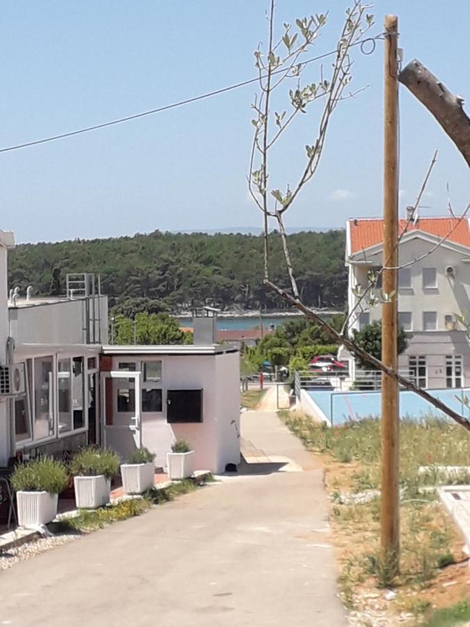 Apartment D&E Punat - Free Parking And Wi-Fi المظهر الخارجي الصورة